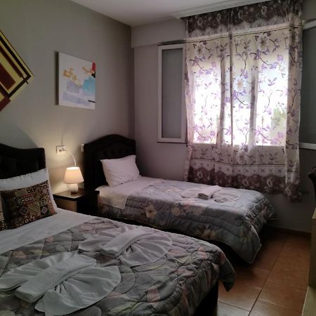 Guest House De Rada Tiranë Ngoại thất bức ảnh