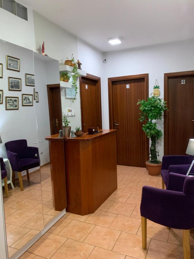 Guest House De Rada Tiranë Ngoại thất bức ảnh