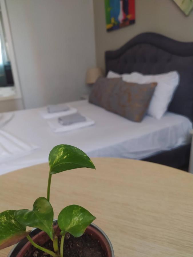 Guest House De Rada Tiranë Ngoại thất bức ảnh