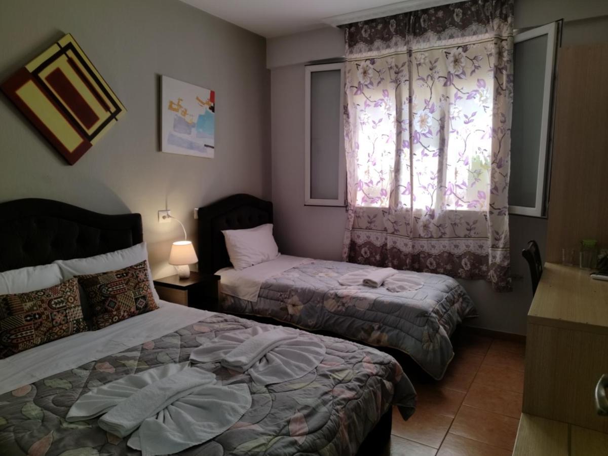 Guest House De Rada Tiranë Ngoại thất bức ảnh