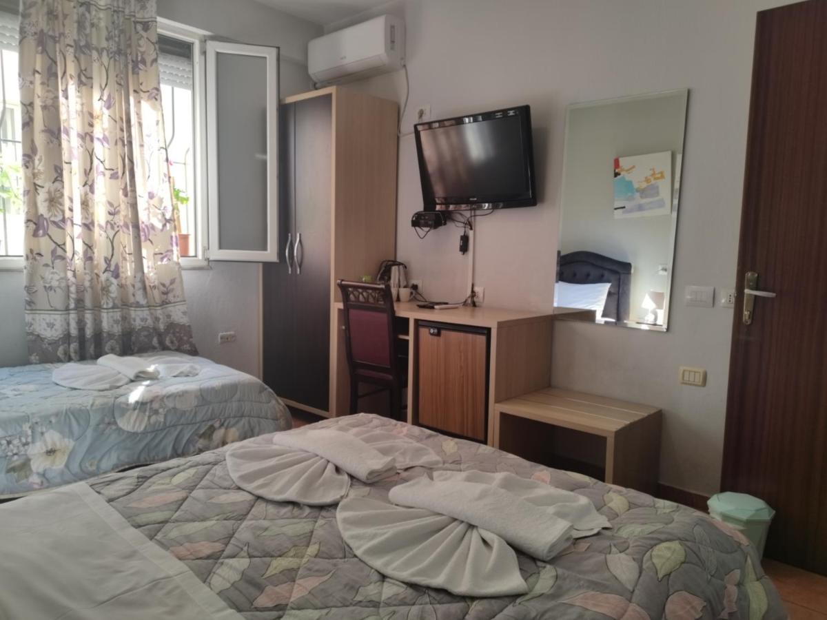 Guest House De Rada Tiranë Ngoại thất bức ảnh